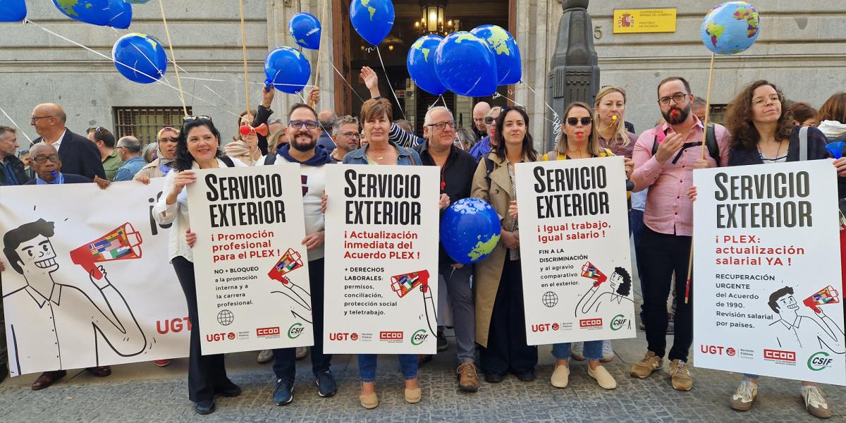 Manifestación por un Servicio Exterior de calidad
